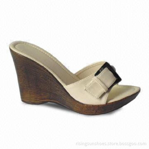 Women's Slippers, Made of PU, Available in Various Colors